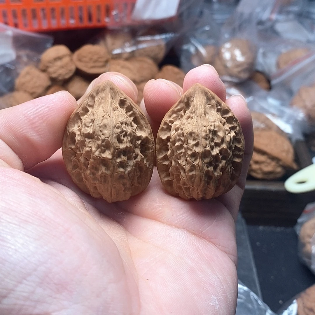 1文玩核桃芦家峪鸡心31-360