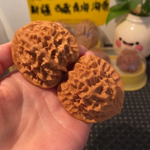 文玩核桃吊坠43+帝王