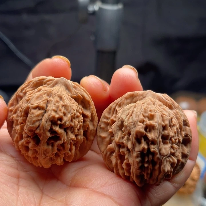 文玩核桃把件天*四座楼特价