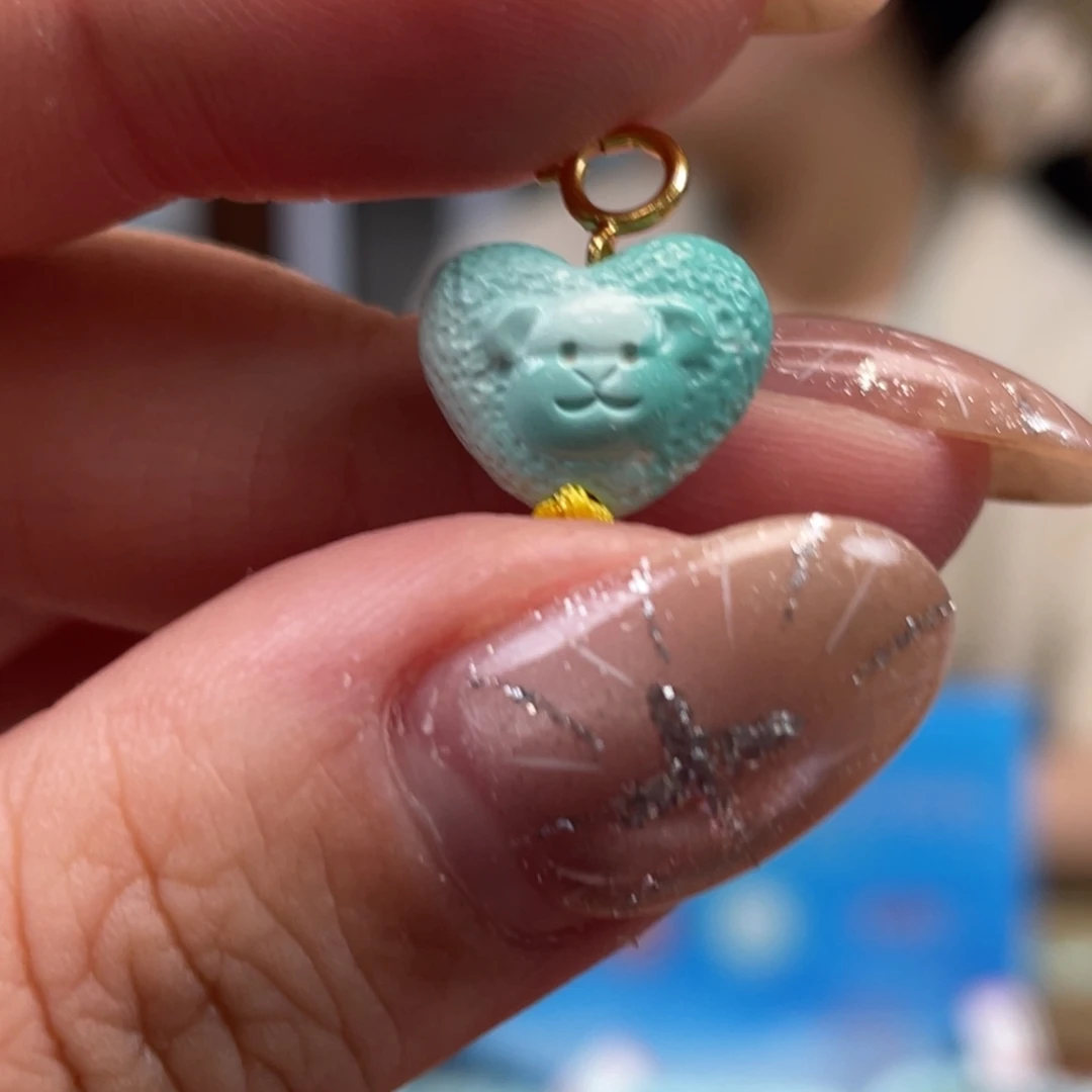 绿松石未镶嵌挂件