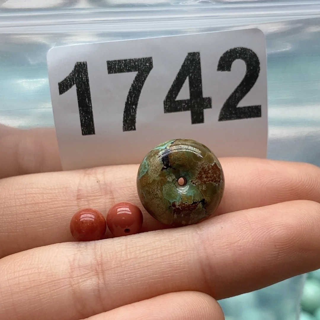 南红玛瑙颈饰未镶嵌