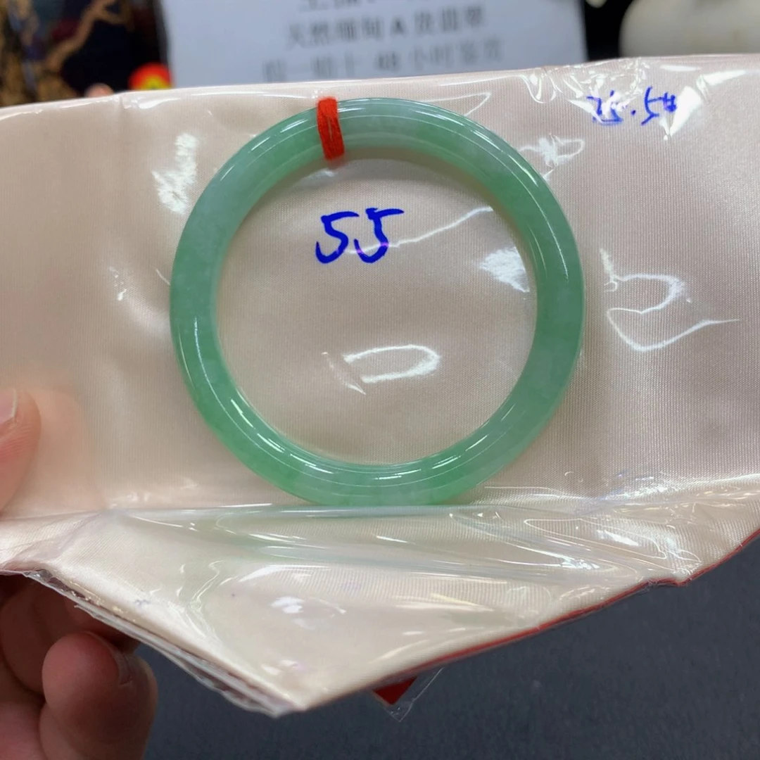 未镶嵌手镯翡翠翡翠手镯