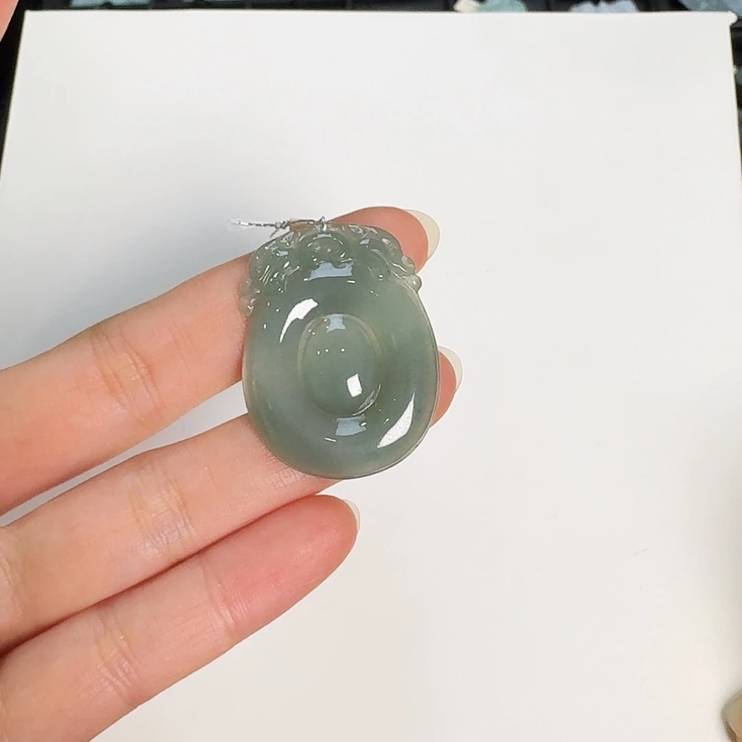 翡翠颈饰未镶嵌仿古如意吊坠