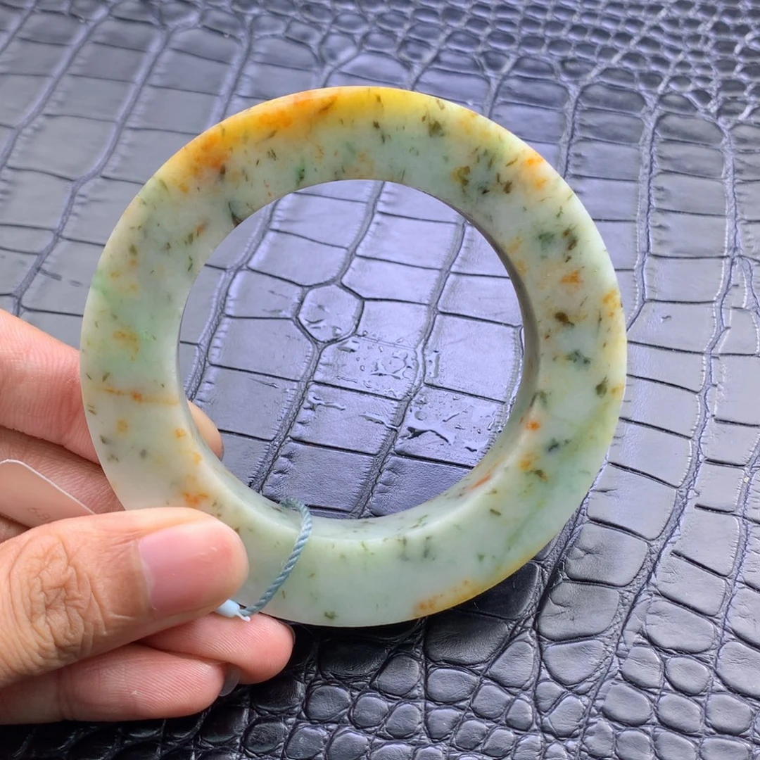 用***4定制翡翠未镶嵌翡翠手镯