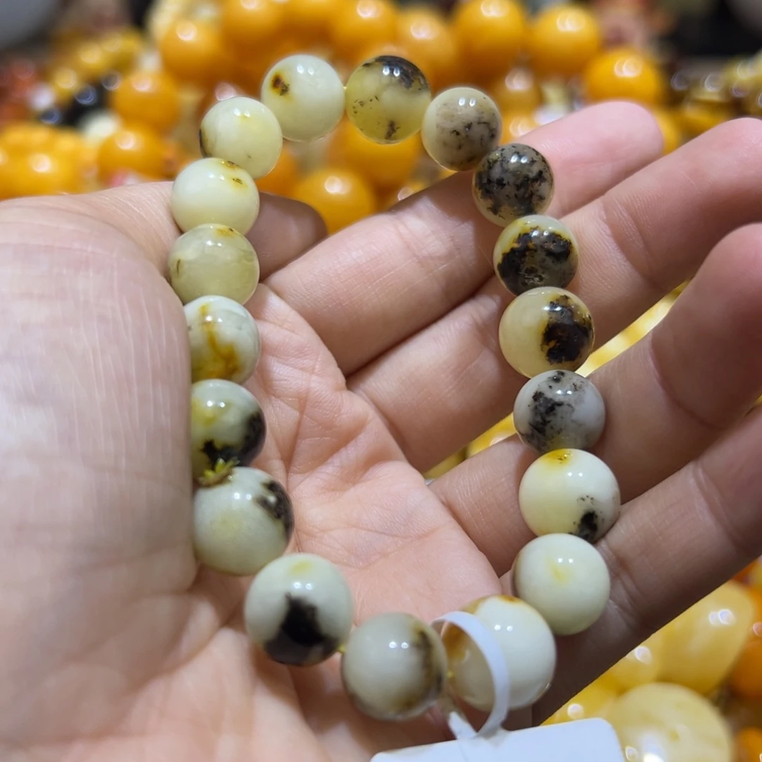 琥珀珠宝奇石未镶嵌