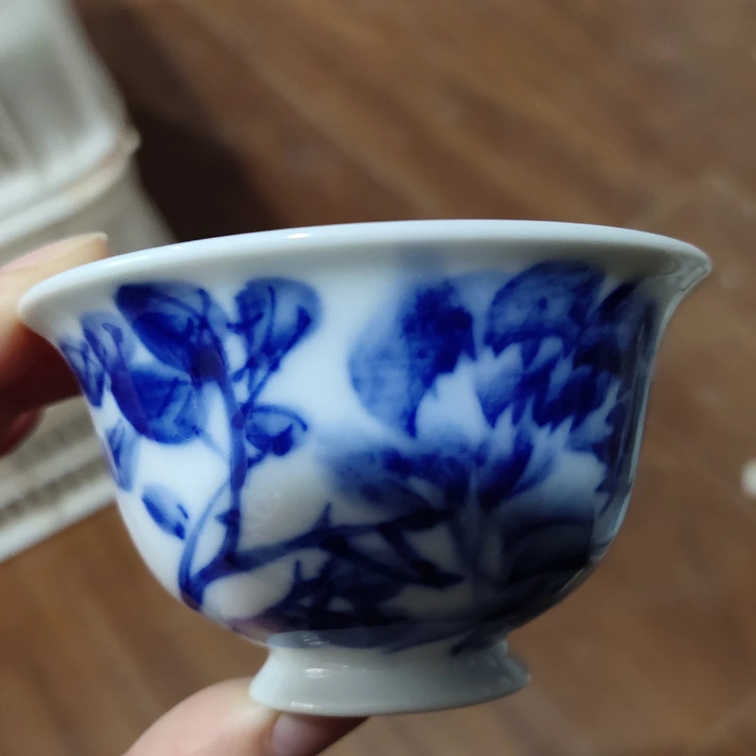 微瑕柴窑牡丹小高脚杯子