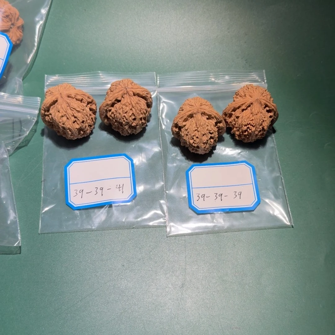 文玩核桃吊坠南疆019