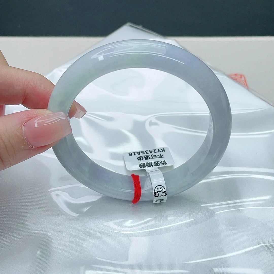 翡翠手镯未镶嵌正60.8