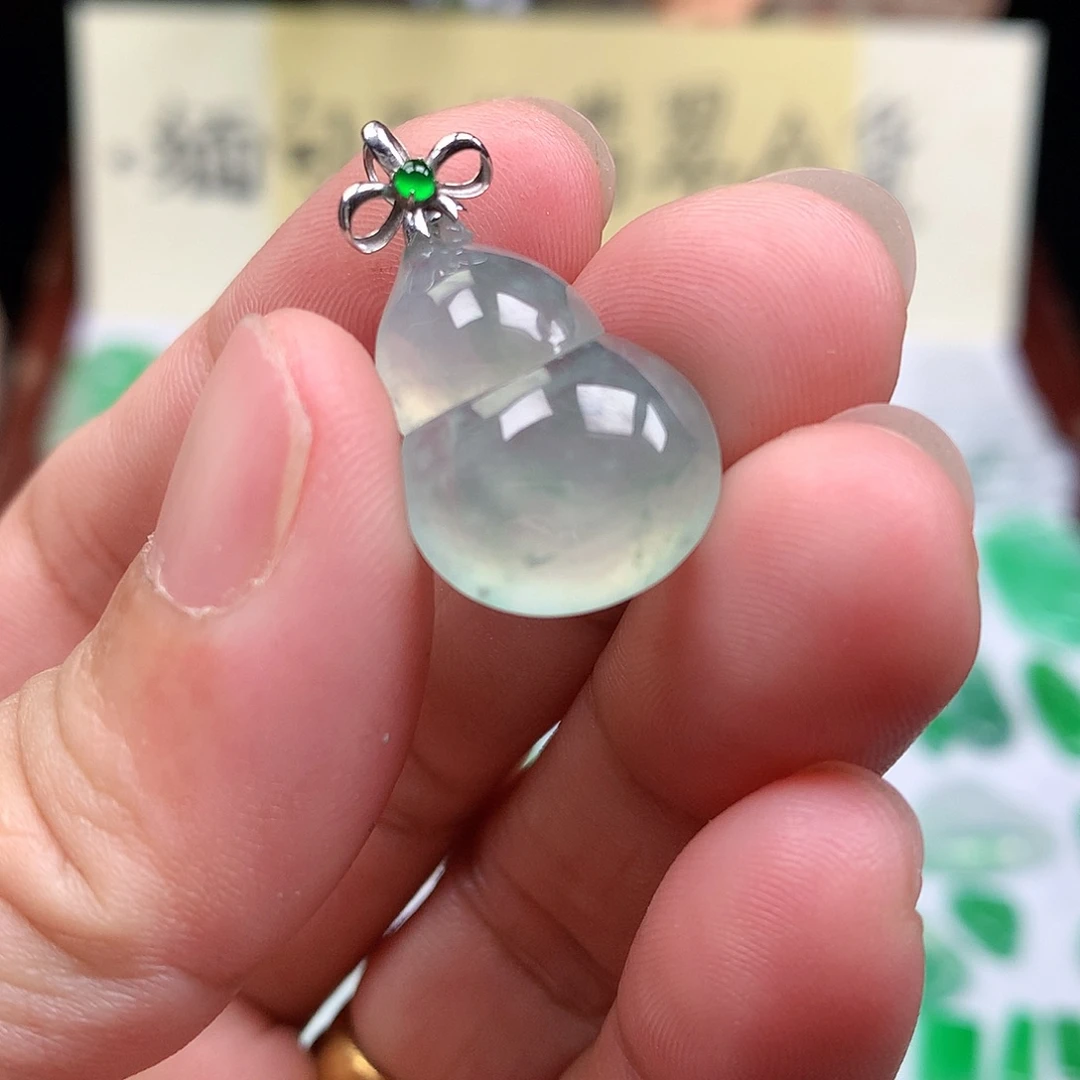 翡翠裸石缅甸天然A货翡翠冰种葫芦