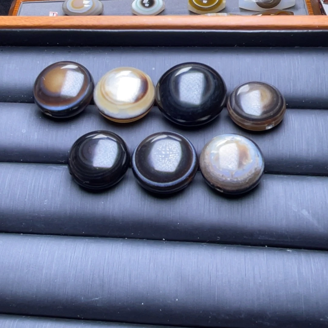 豪***羁玛瑙/玉髓未镶嵌颈饰