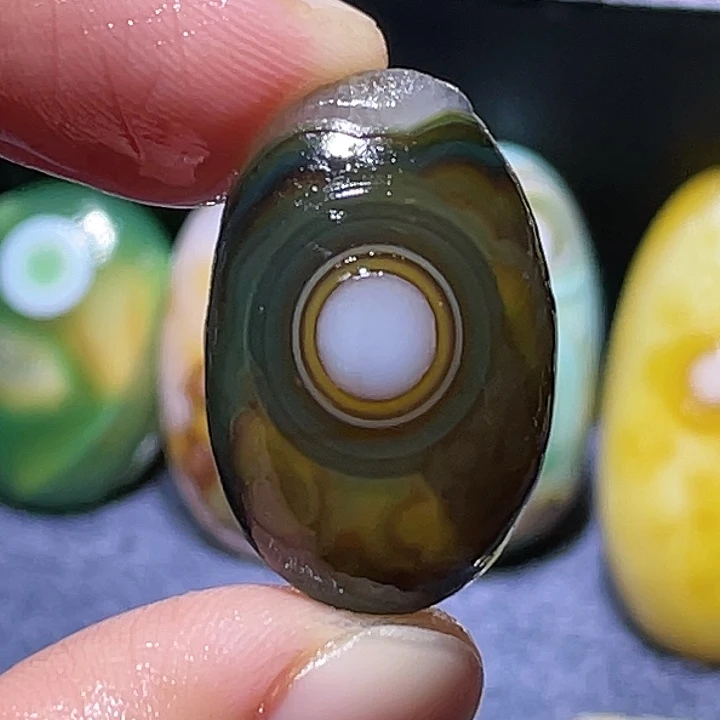 玛瑙/玉髓未镶嵌珠宝奇石