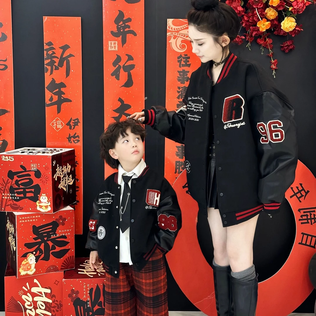 【年货终极场- 机车感】kb3546|秋冬季儿童黑红棒球服 好机车啊！！