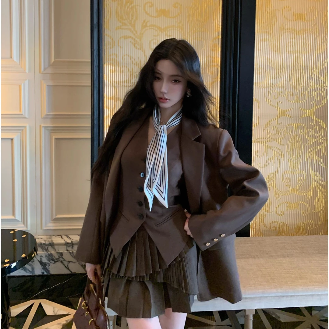 网红复古老钱风西装外套套装马甲不规则百褶裙美拉德半身裙两件套