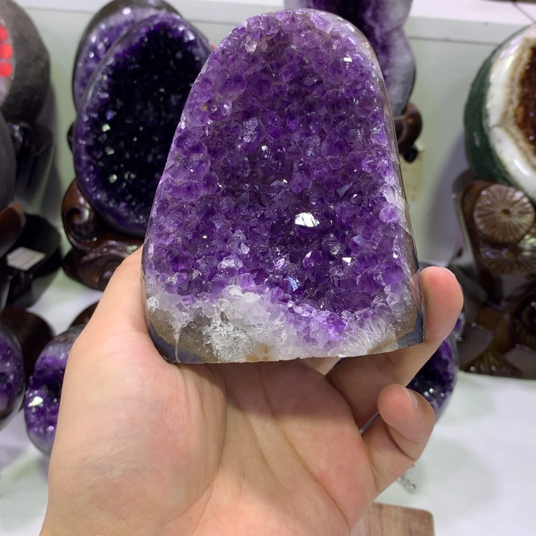 织绣乌拉圭紫水晶626