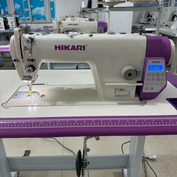 富山8900四自动电脑平车缝纫机