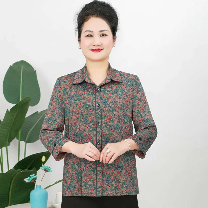 华太太妈妈装夏季小碎花翻领大码开衫中老年女装奶奶上衣B5905