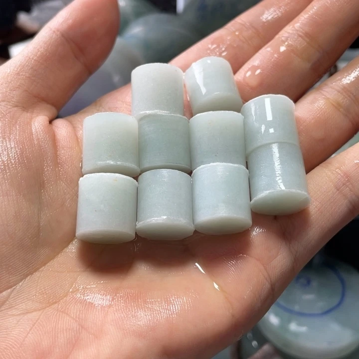 定制翡翠未镶嵌卡13珠子包工