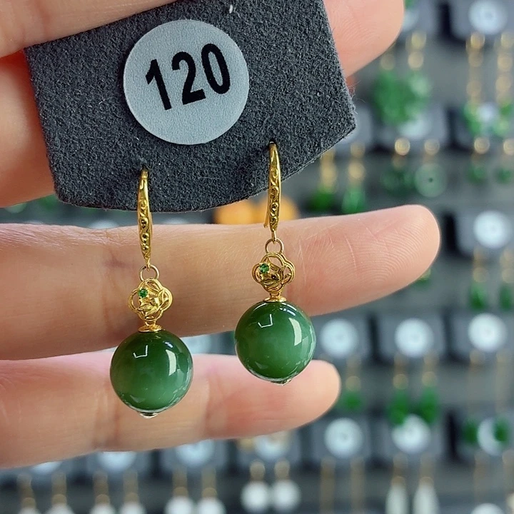 和田玉18K金镶嵌耳饰