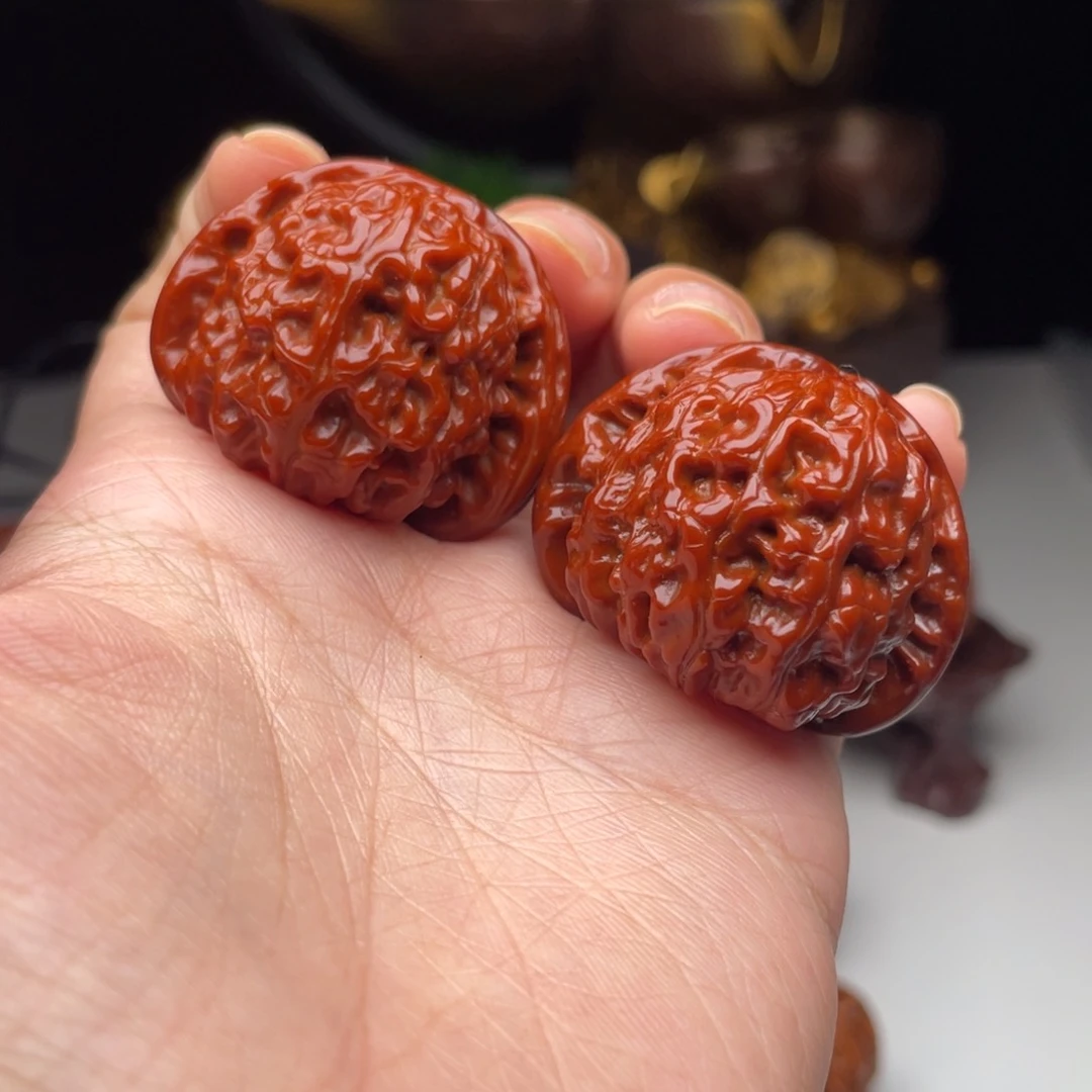 文玩核桃吊坠38闷白编号3801