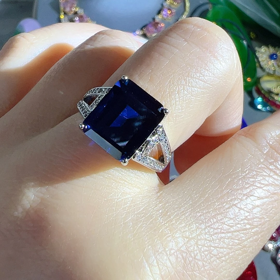 花岗石钨合金红色蓝色大宝贝