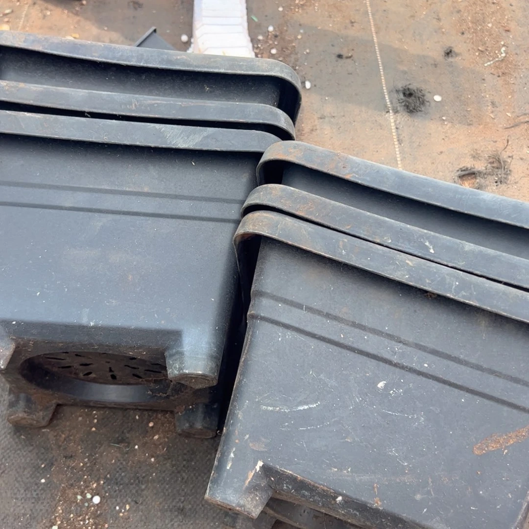 黑色方盆27口径18.5高 3个