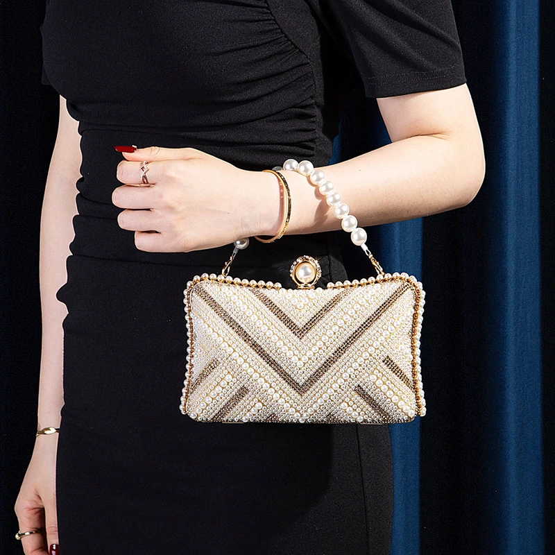 2025夏季新款镶钻珍珠宴会手拿包满面串珠手提小包礼服旗袍晚宴包