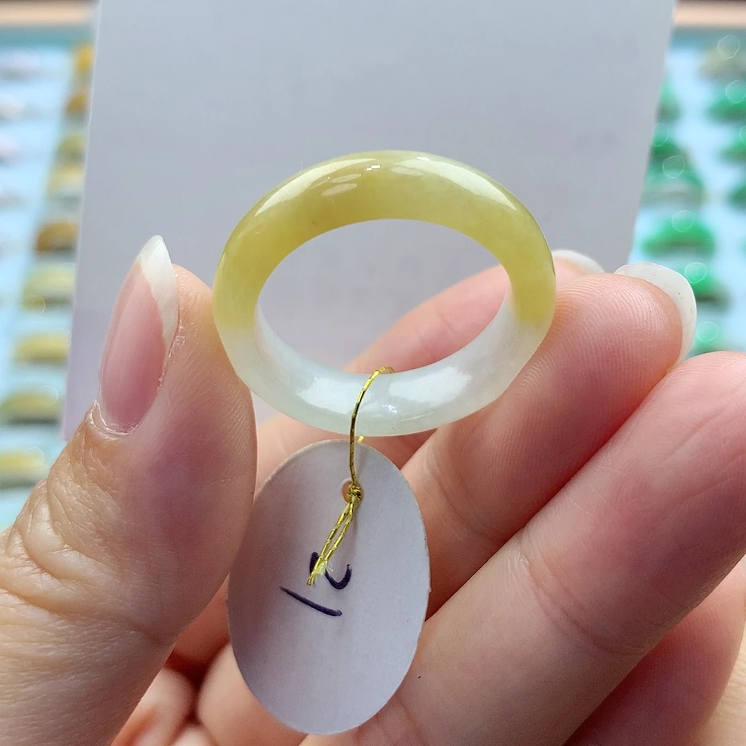 翡翠戒指未镶嵌21圈