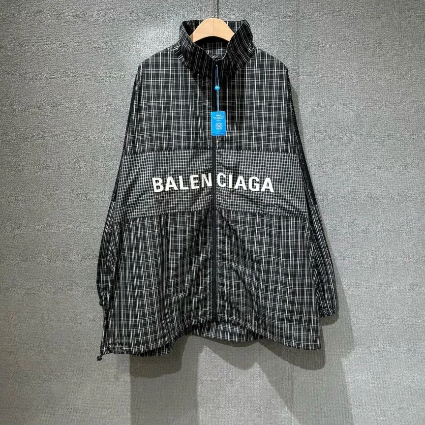 未使用 Balenciaga/巴黎世家 （pm）格纹冲锋衣外套 带吊44码/3997