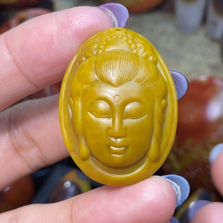 玛瑙/玉髓未镶嵌珠宝奇石象形莲花观音