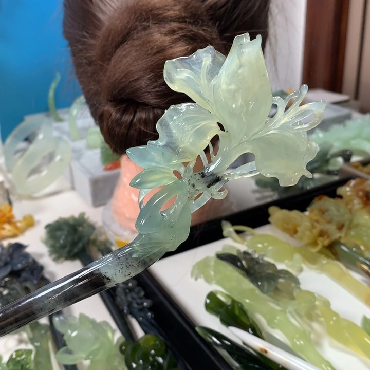 未镶嵌蛇纹石玉发簪羽*
