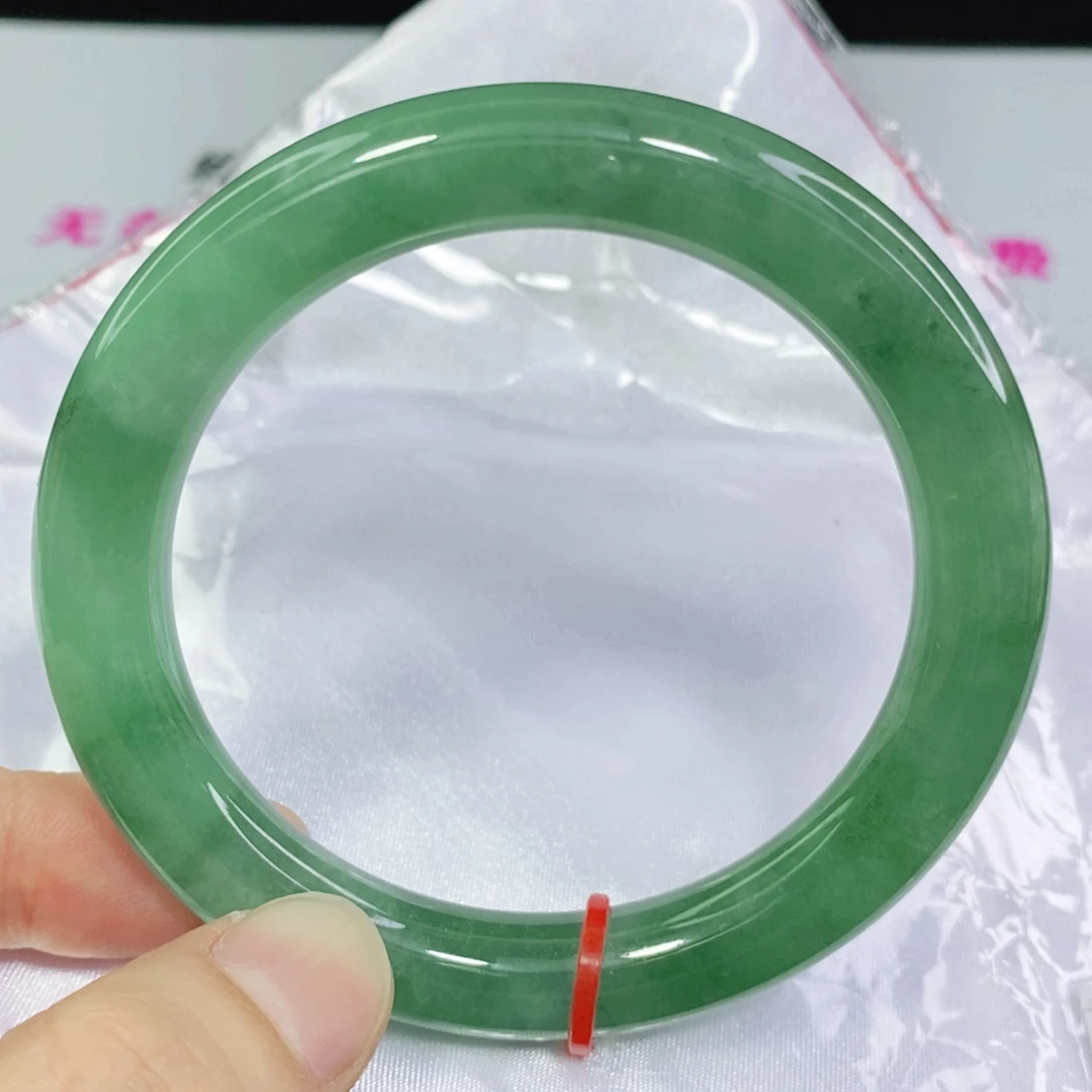 翡翠手镯未镶嵌星**玥58-60圈口圆条