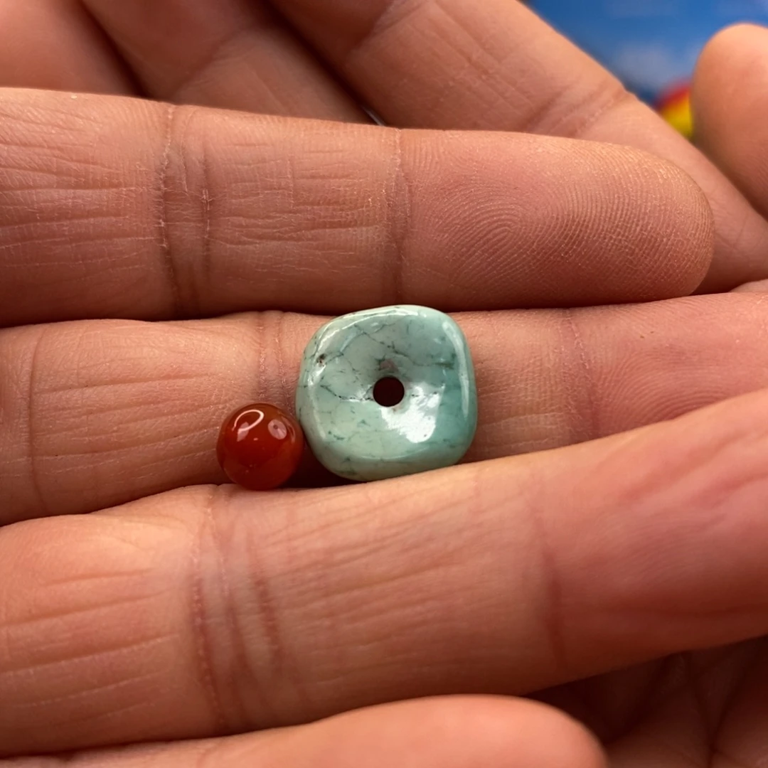 南红玛瑙未镶嵌珠宝奇石