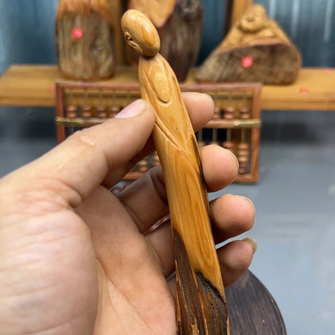 夏***栩木崖柏木摆件手把件