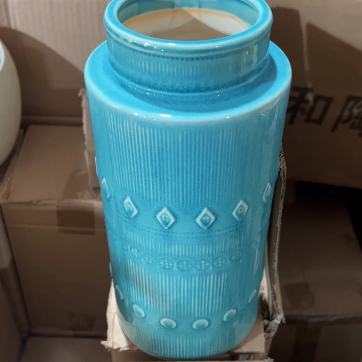 陶瓷花瓶摆件微瑕捡漏出