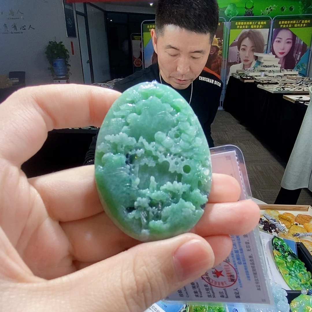 颈饰未镶嵌翡翠翡翠