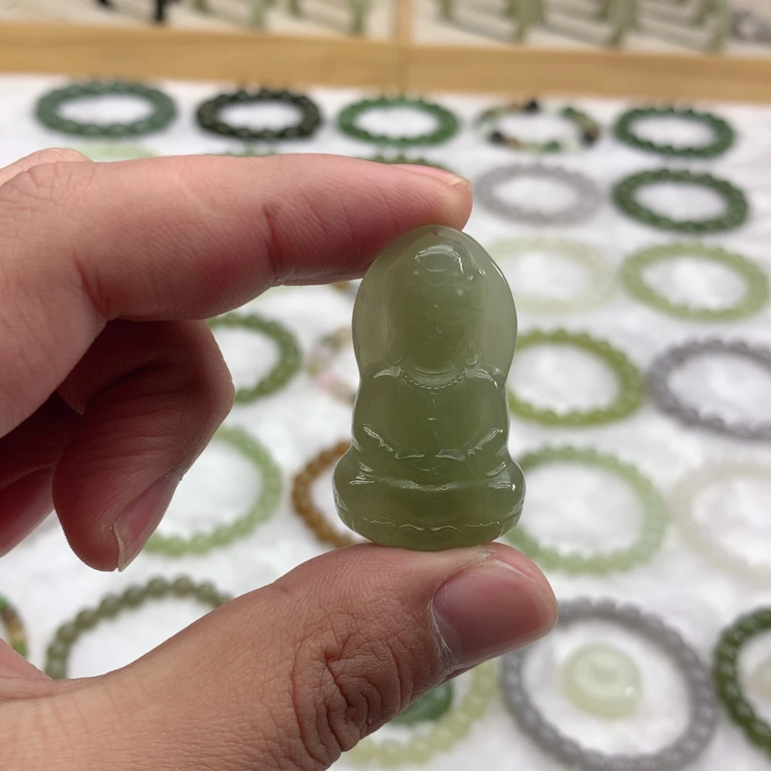 和田玉未镶嵌吊坠(赠链)冰晴绿宝宝观音