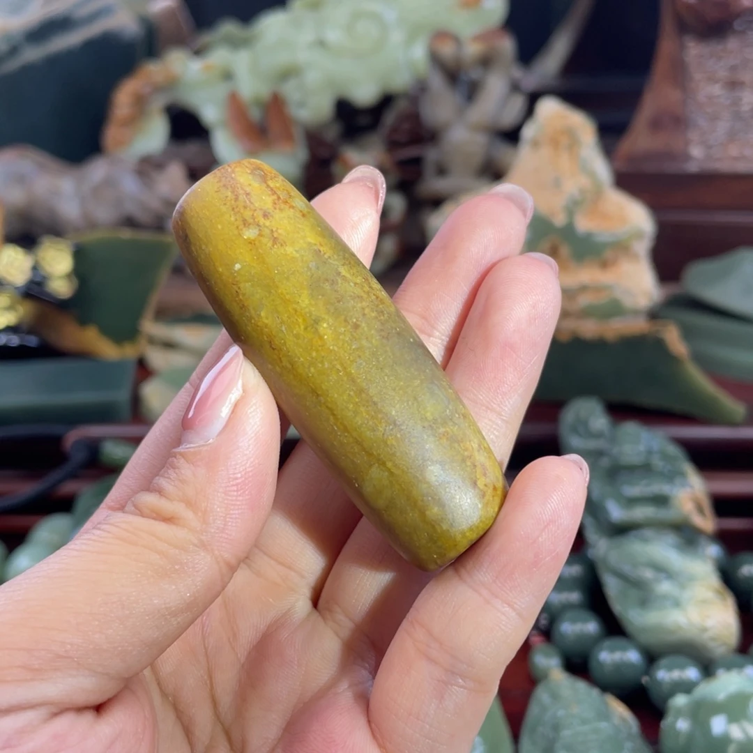 他***说岫岩河磨玉（透闪石质玉）未镶嵌挂件