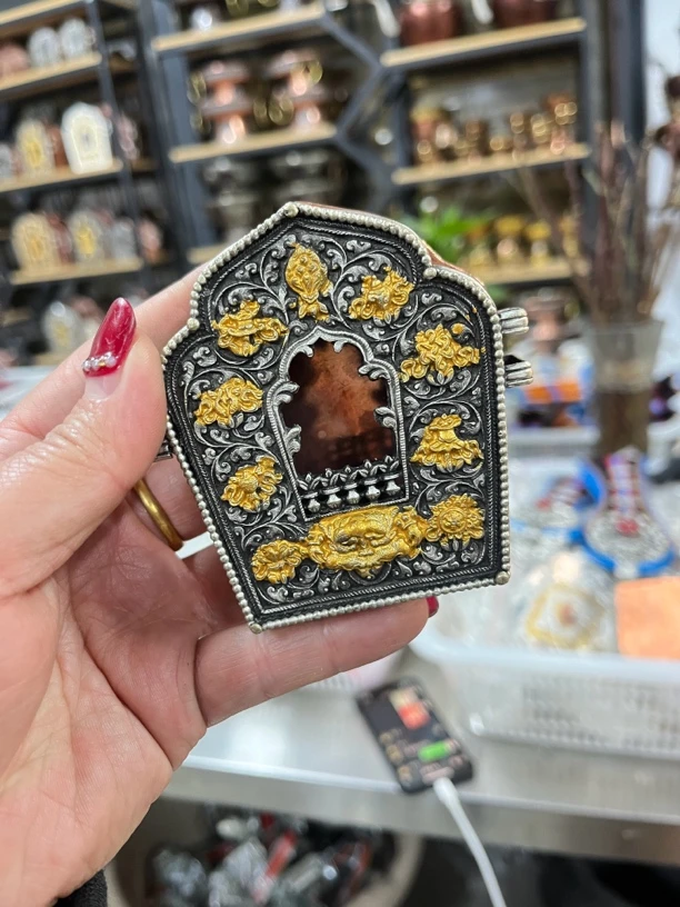 2025新款藏族短款藏式挂件白铜镀银精致配饰饰品不掉色爆款民族风