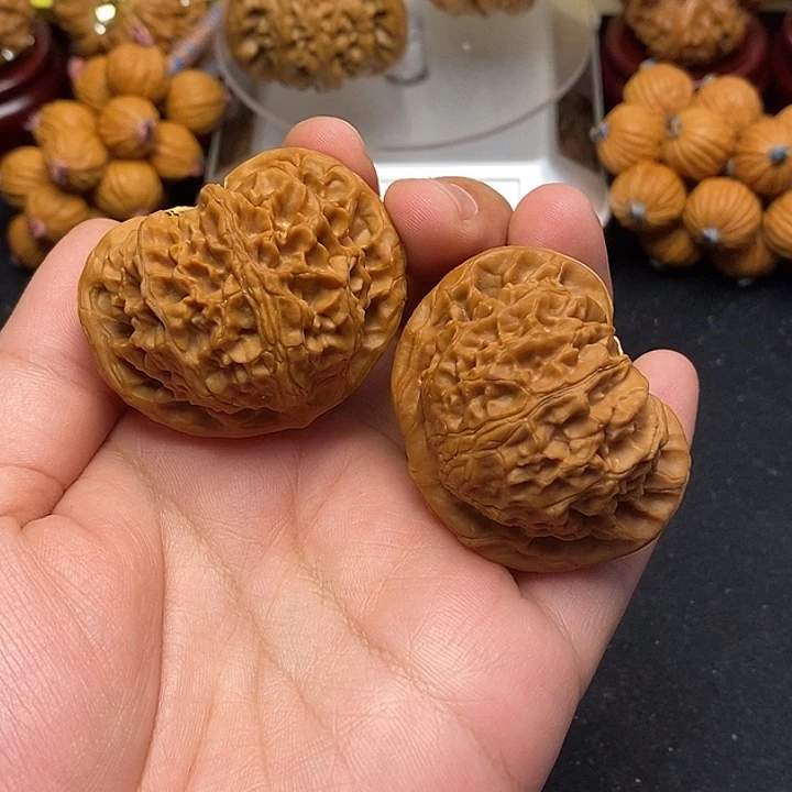 龙脊菩提吊坠宫灯