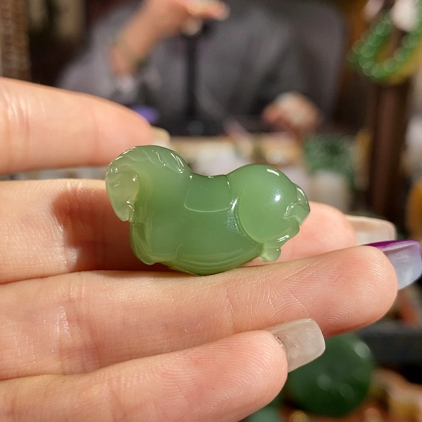 【闪购商品】吊坠(赠链)未镶嵌和田玉