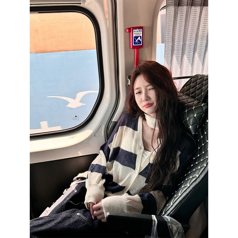 CHICHEN/晨妍-松弛是一种感觉-撞色条纹针织开衫