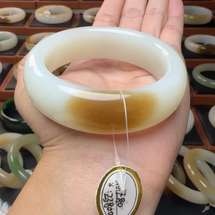 和田玉未镶嵌手镯糯白天地对糖54.9宽胎