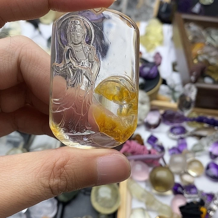 未镶嵌颈饰水晶吊坠