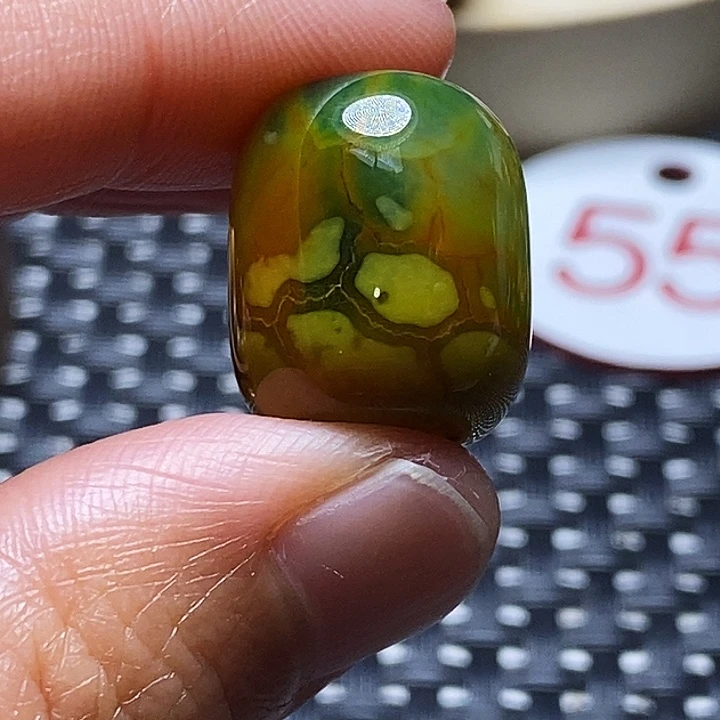 开***哈玛瑙/玉髓未镶嵌颈饰