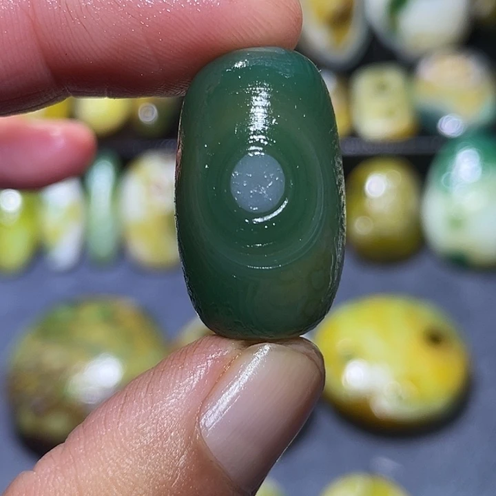 玛瑙/玉髓未镶嵌珠宝奇石