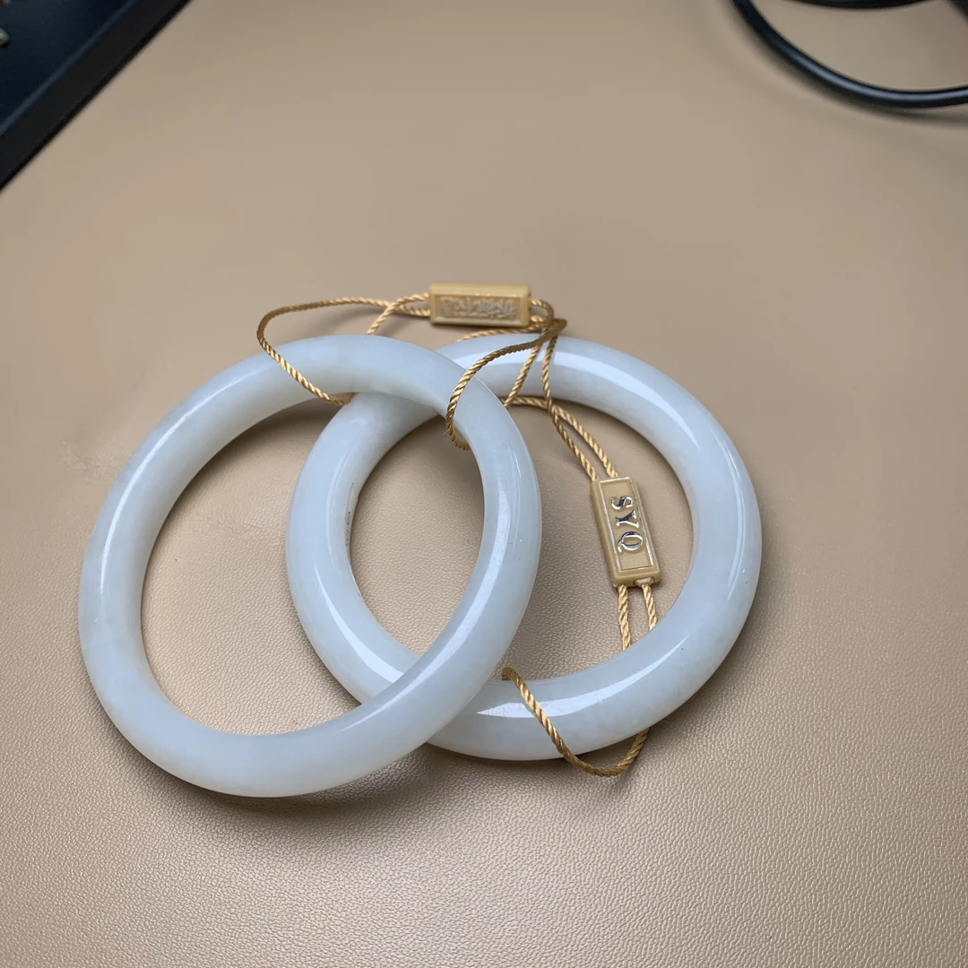 【现场收货】天然缅甸白冰玉手镯 多样性发货只发一件 gy/07