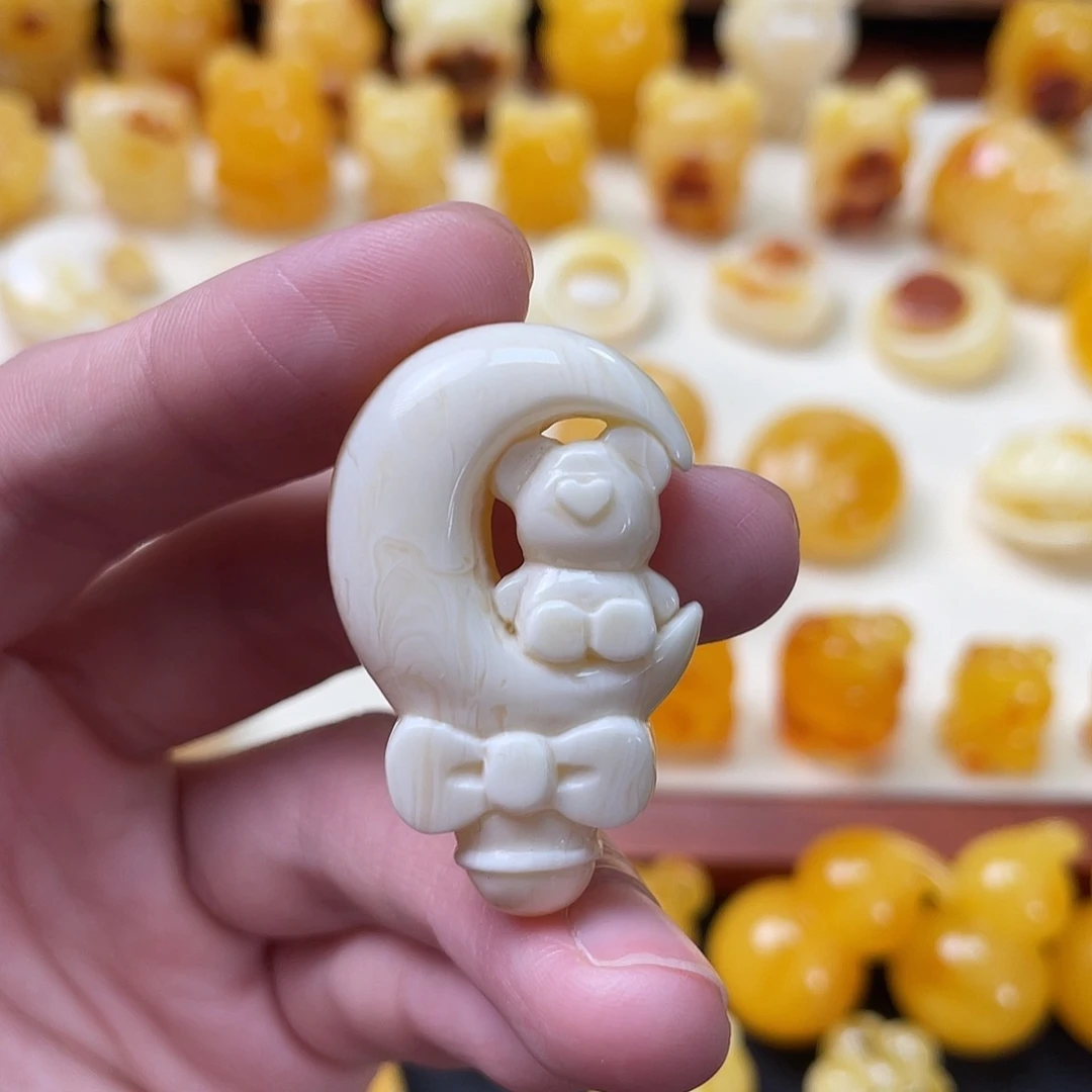 琥珀珠宝奇石未镶嵌V***i