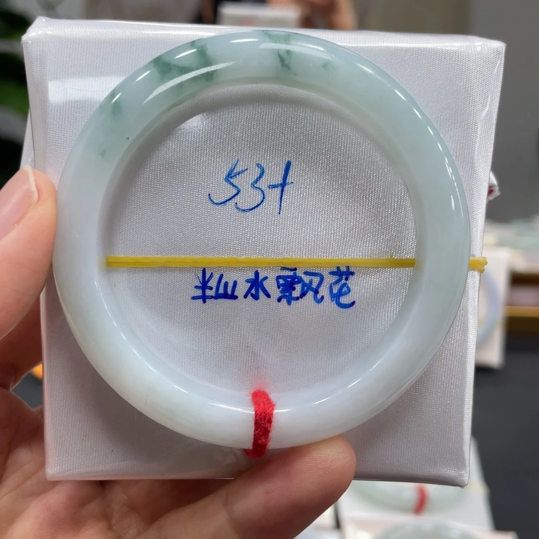 翡翠未镶嵌手镯翡翠