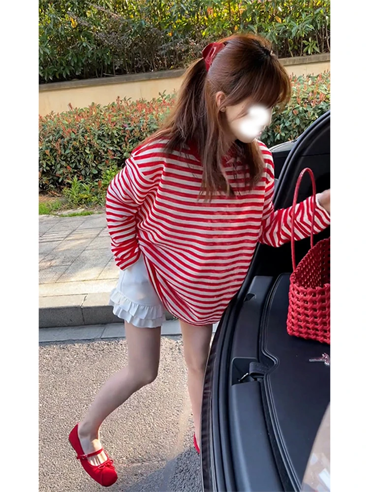 今年流行漂亮洋气时髦欧货轻奢高级感超好看减龄红色条纹T恤春季