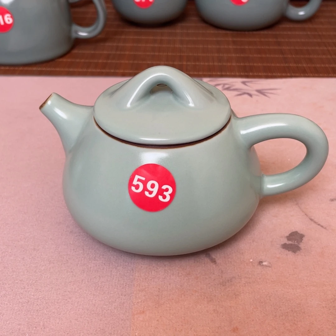 瓷片开播福利。。。。。。